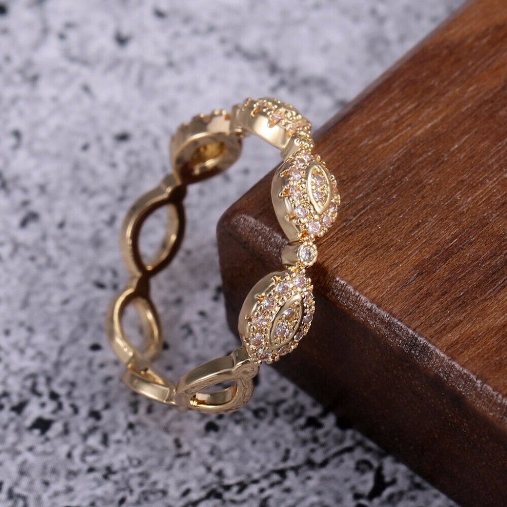 New 18k Yellow Gold Plated White Sapphire Ring - Picture 4 of 5